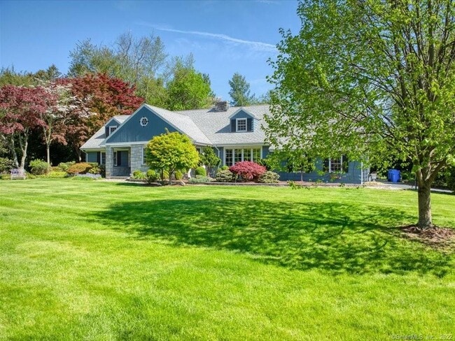 Building Photo - 94 Fennbrook Dr