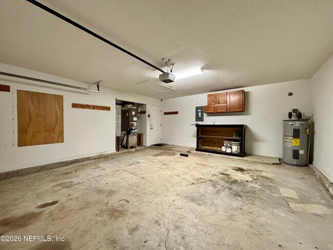 Building Photo - 8467 Charlesgate Cir E