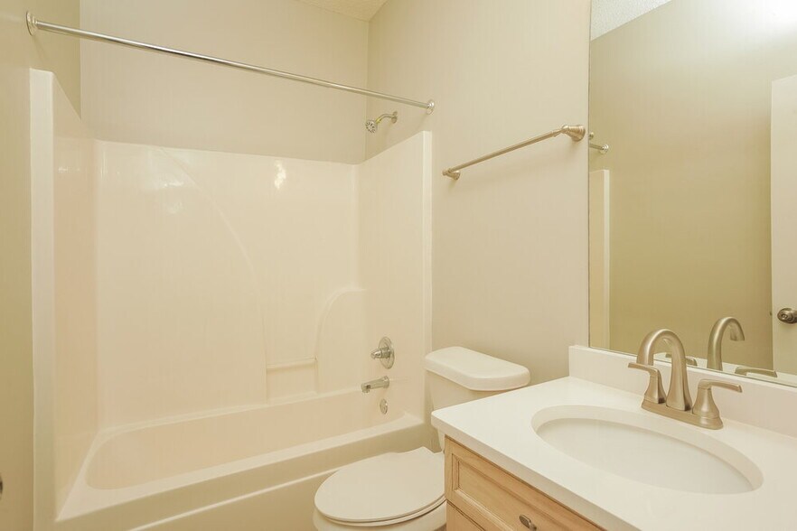 Building Photo - 6856 Cades Brook Dr