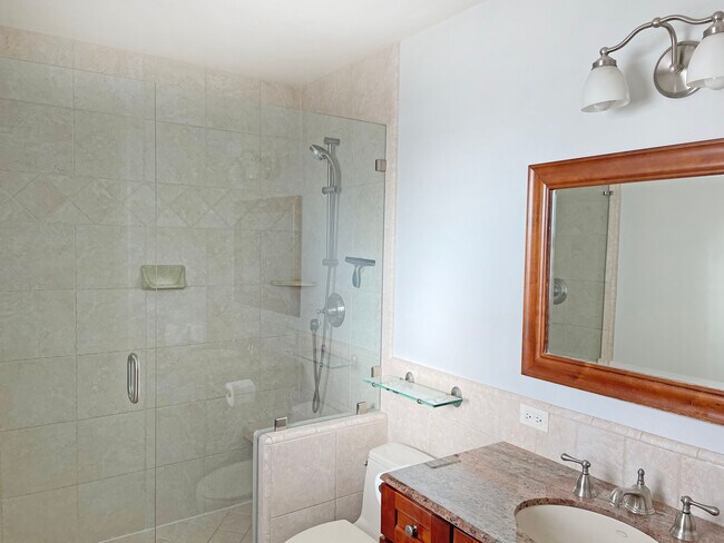 Building Photo - 4720 Emerald St