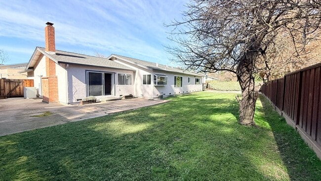 Building Photo - Charming and Move-in Ready, 4BD/2BA, Single-Story Home in Twin Creeks South Estates, San Ramon- A...