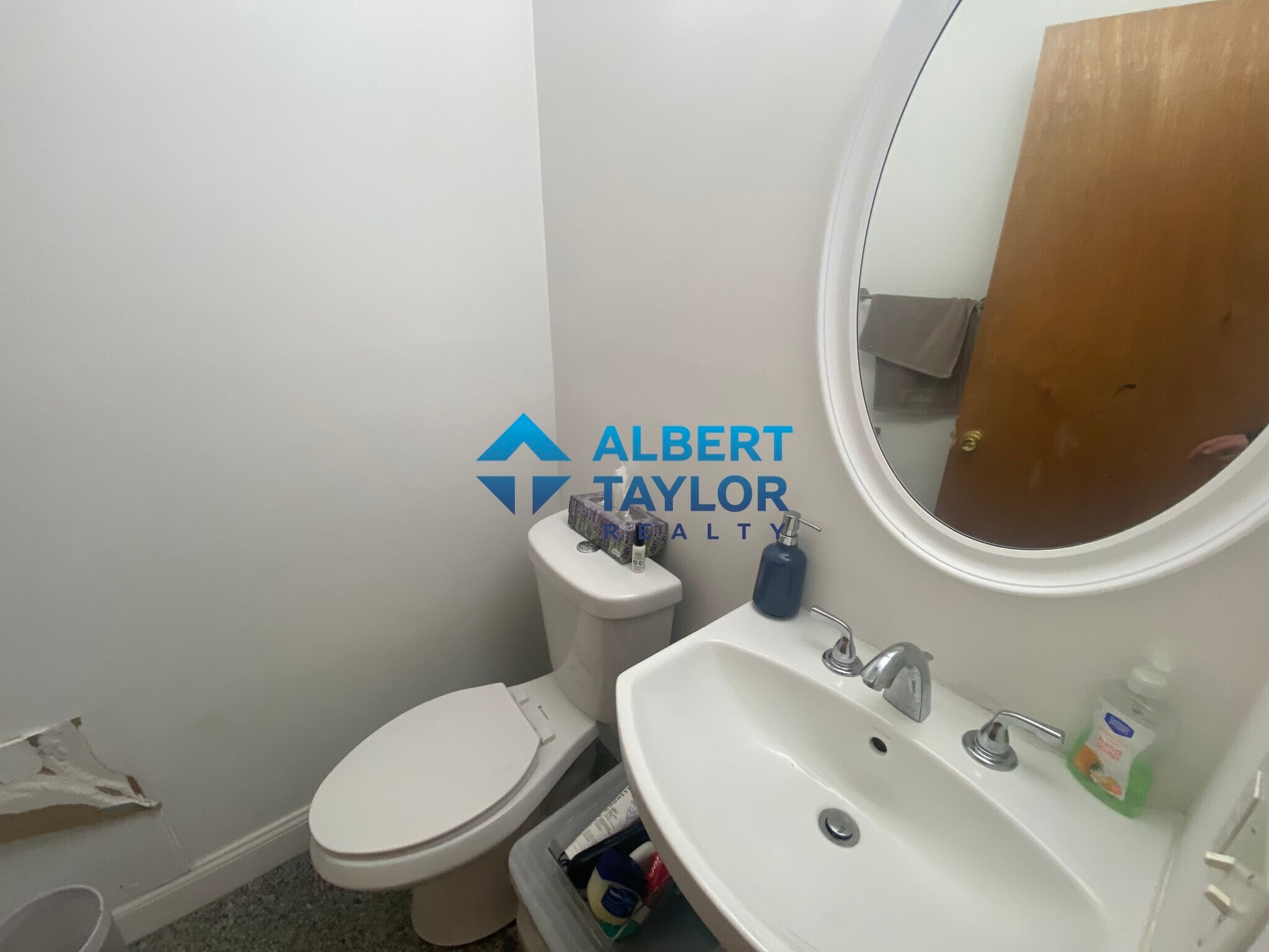 Building Photo - 41 Cunard St