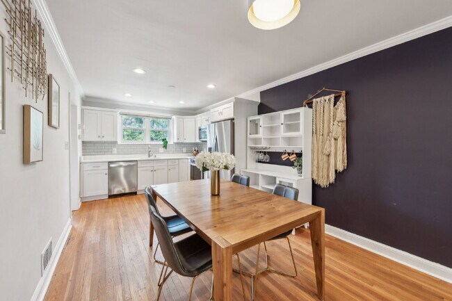 Building Photo - Welcome Home!