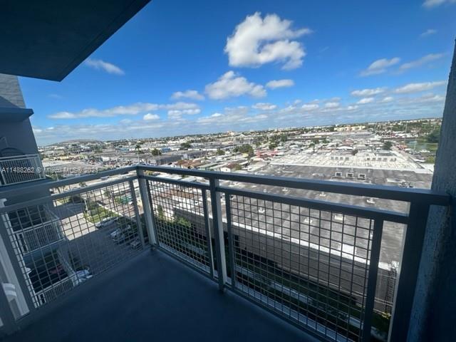 Building Photo - 3055 W 16th Ave