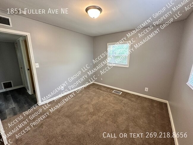 Building Photo - 1851 Fuller Ave NE