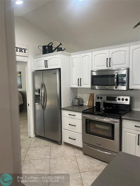 Building Photo - 13813 Geranium Pl