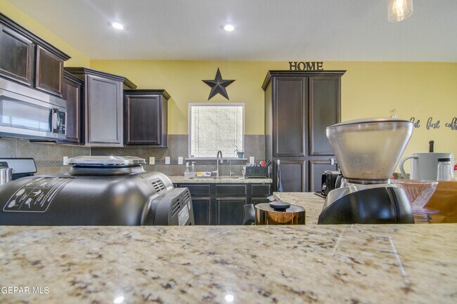 Building Photo - 14600 Christian Castle