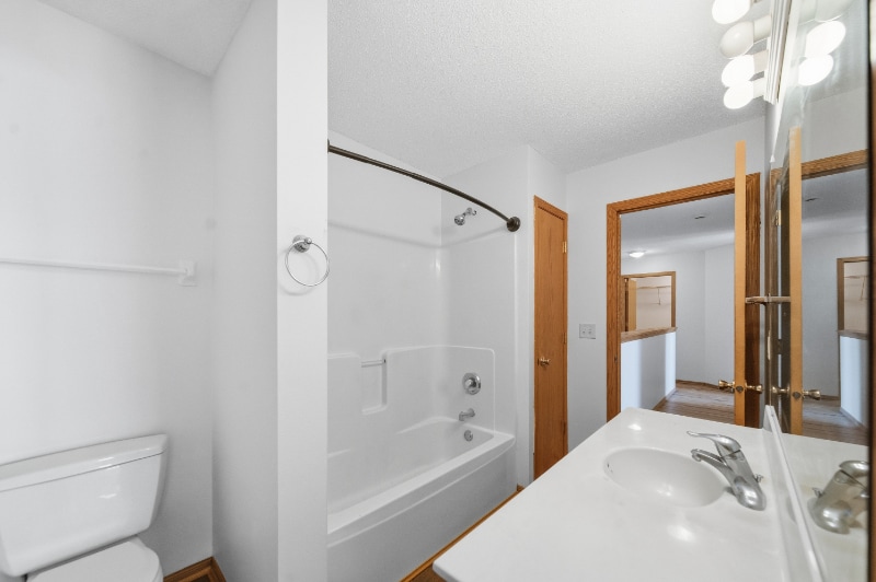 Building Photo - 8427 Yukon Cir N