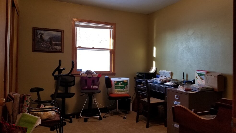 Building Photo - 1348 140th St