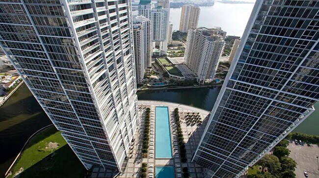 Building Photo - 501 Brickell Ave