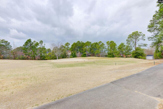 Building Photo - 112 Woodlands W