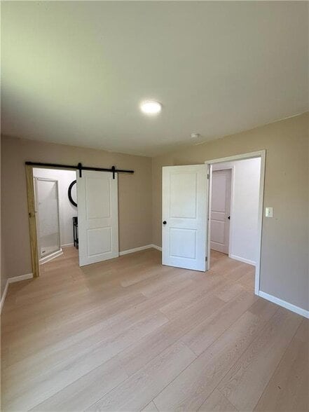 Building Photo - 402 Havens St