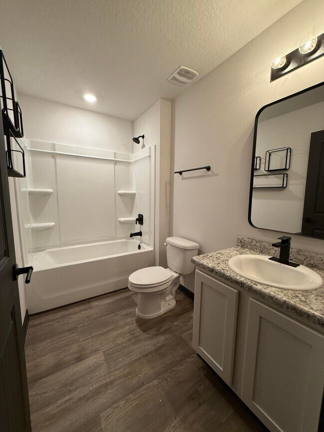 Building Photo - 3476 Sparco Dr