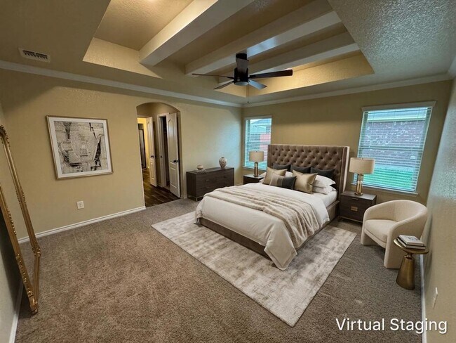 Building Photo - 5907 Verde Dr