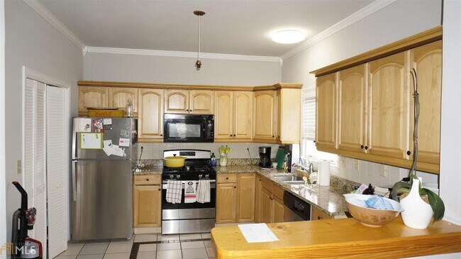 Building Photo - 3761 Ashford Dunwoody Rd NE