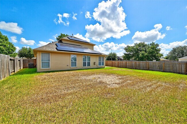 Building Photo - 19803 Lindenwick Ct