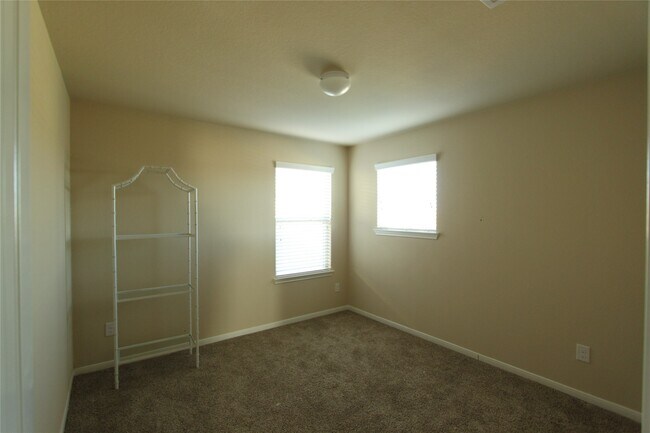 Building Photo - 17614 Glade Landing Ln