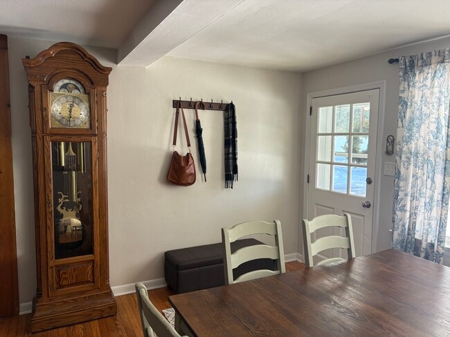 Building Photo - 1807 E Kings Hwy