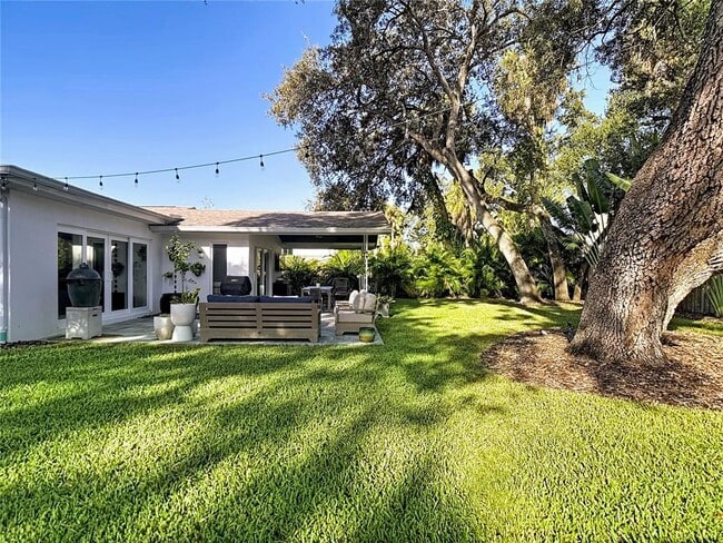 Building Photo - 4711 W Estrella St
