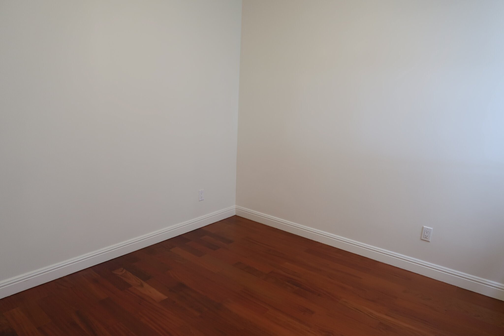 Building Photo - 5032 Anza St