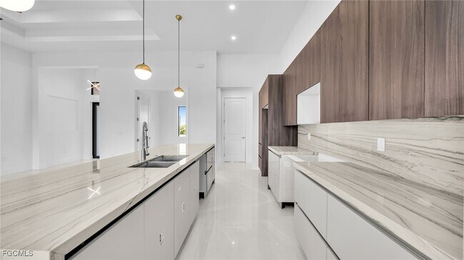 Building Photo - 1717 NW 2nd St