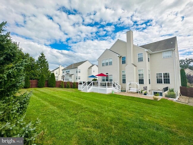 Building Photo - 120 Nassau Dr