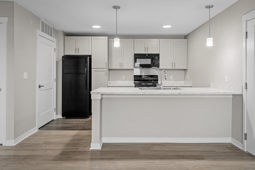 Building Photo - Reserve at Spencer