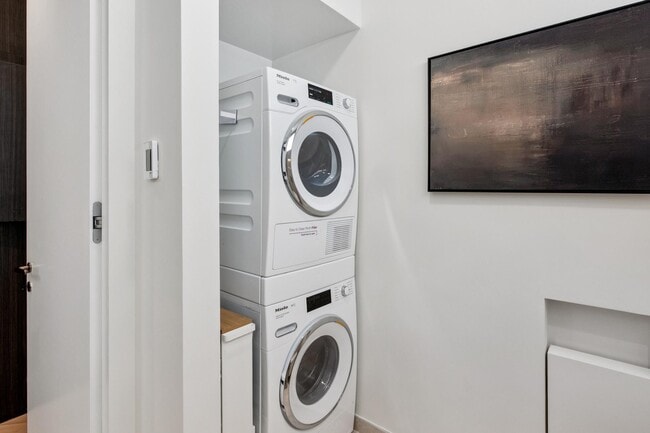 Building Photo - 2783 Filbert St