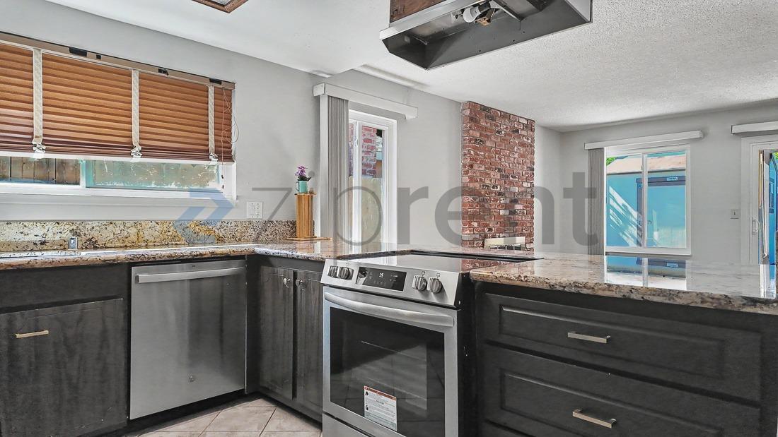 Building Photo - Unit 9517