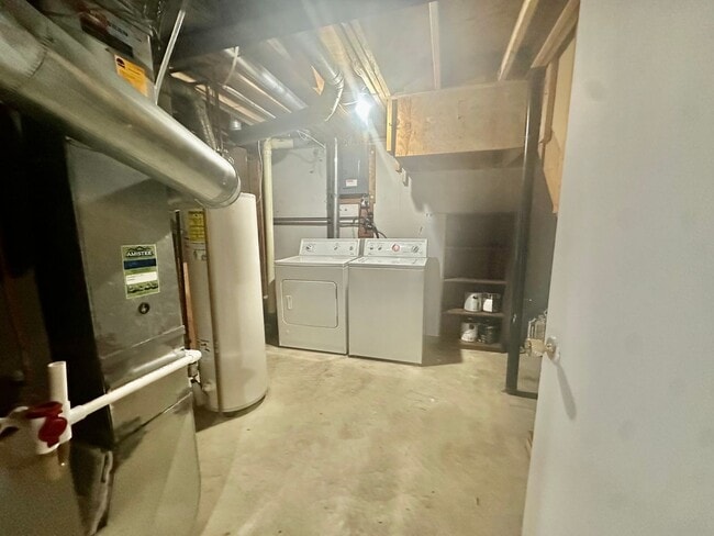 Building Photo - Open-Concept 3BR Condo with Finished Basement in Canton