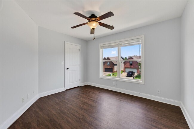 Building Photo - 3710 Windhaven Ct