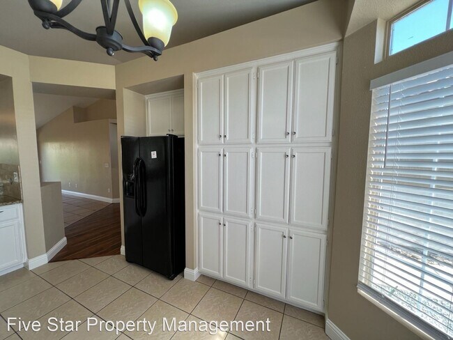 Building Photo - 3 br, 2 bath House - 3115 Cedar Springs Ct