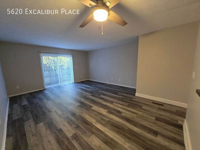 Building Photo - 5620 Excalibur Pl