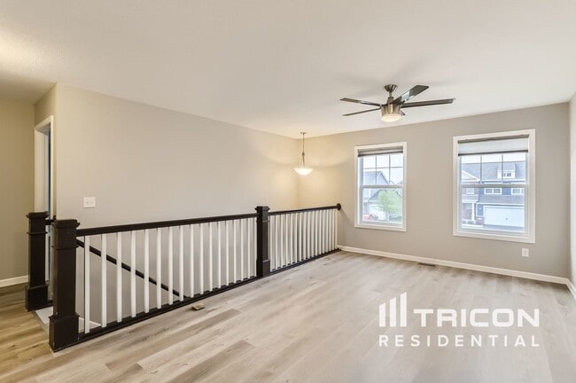 Building Photo - 12085 78th St NE