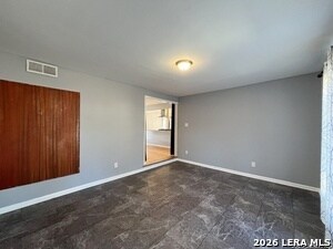 Building Photo - 2331 W Magnolia Ave