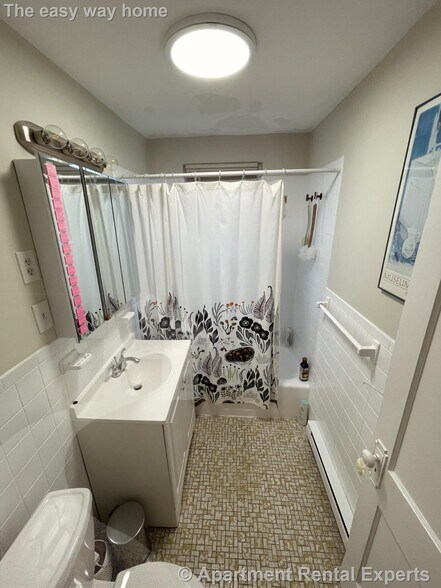 Building Photo - 402 Highland Ave