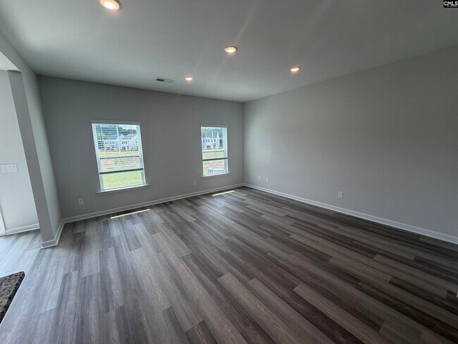 Building Photo - 178 Laurinton Farms Rd