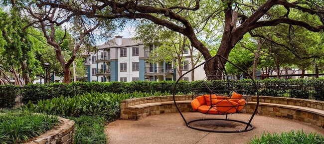 Building Photo - 12100 Metric Blvd