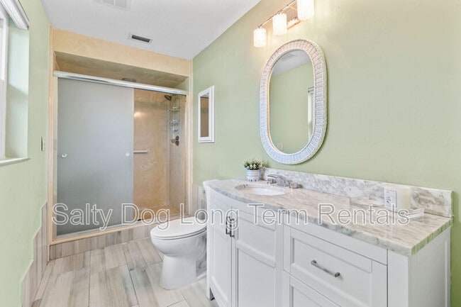 Building Photo - 800 Black Duck Dr