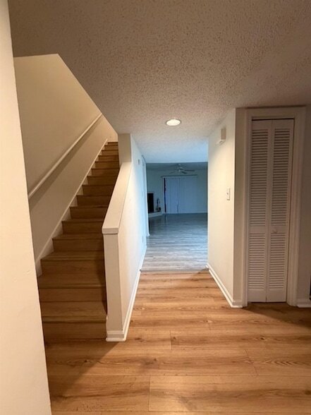 Building Photo - 6703 Jefferson Pl