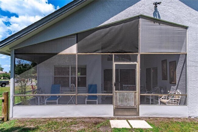 Building Photo - 767 Meadowside Ct