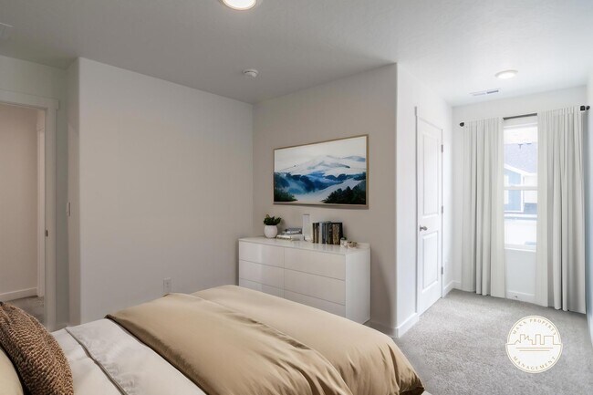 Building Photo - Brand New Townhome In Spanish Fork With Lu...