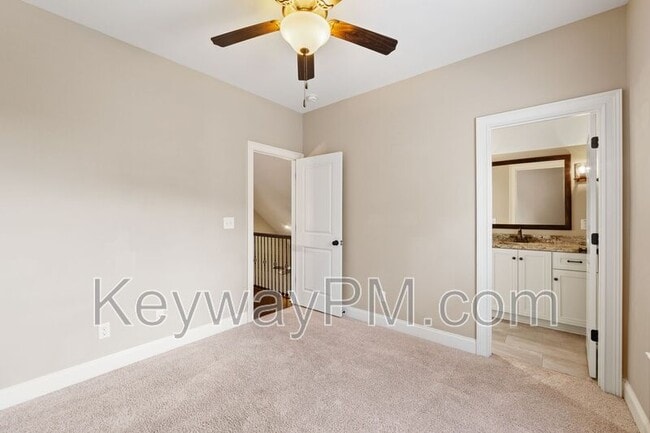 Building Photo - 507 Windermere St