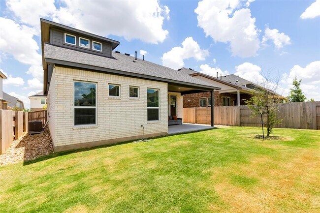 Building Photo - 961 Oak Chase Wy