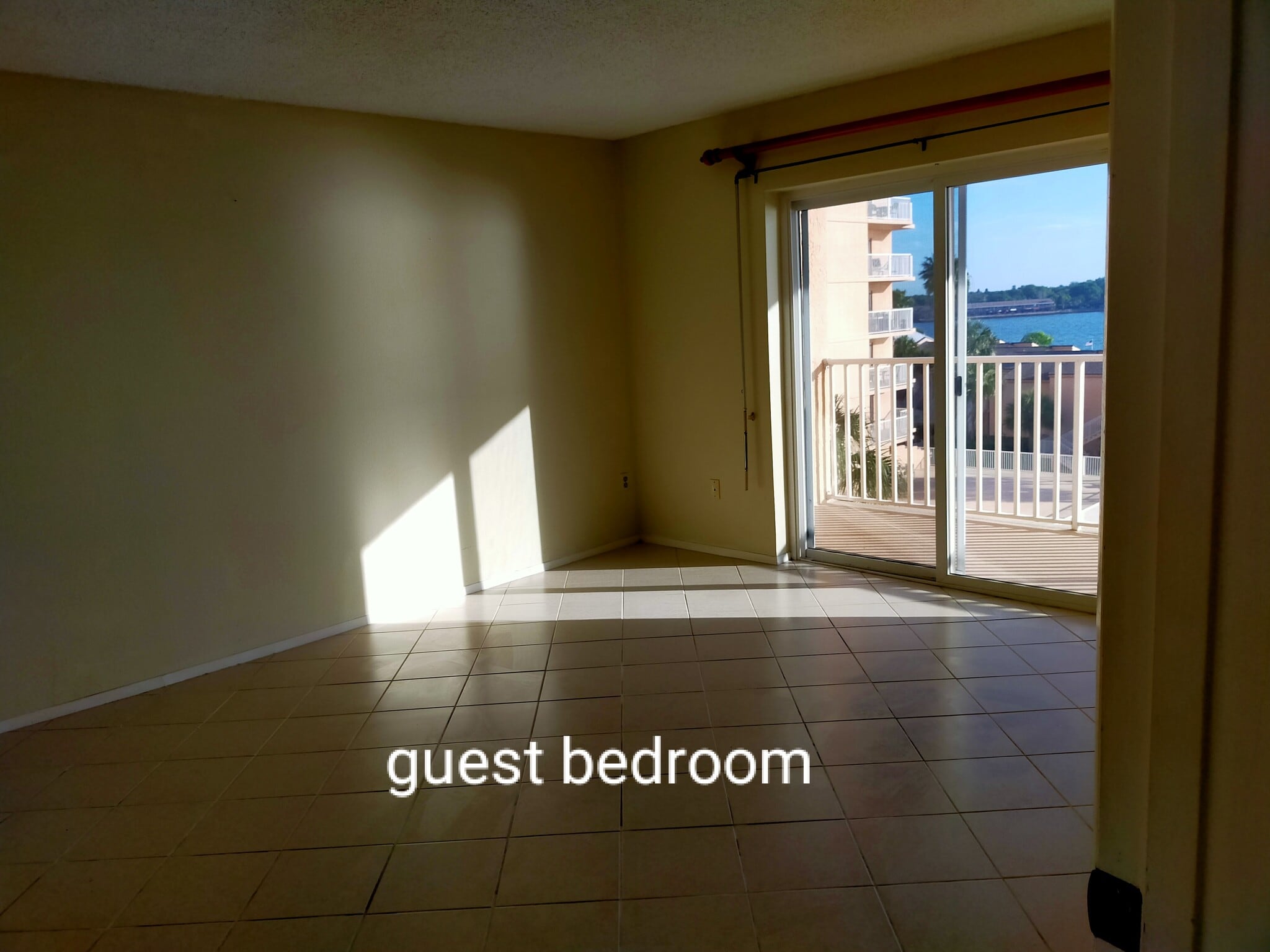 2nd BR/guest room - 7432 Sunshine Skyway Ln S