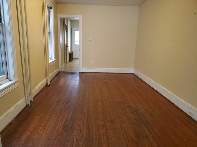 Dining Room - 940 N 11th St