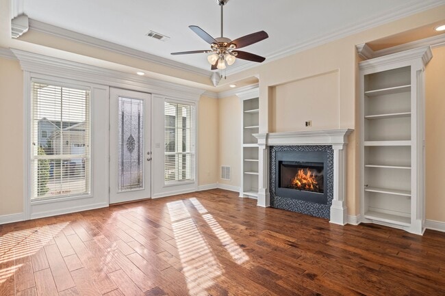 Building Photo - 17 Jeffrey Way