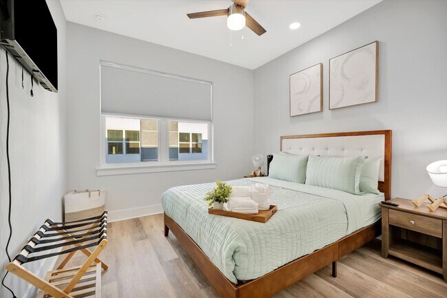 Building Photo - 4120 W North A St