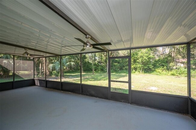 Building Photo - 3806 SW 18th St