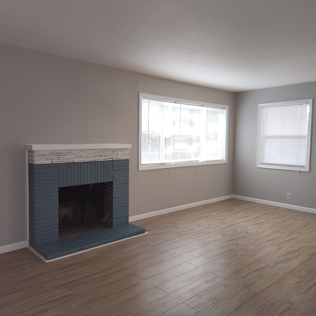 Fireplace in living room - 3424 12th Ave